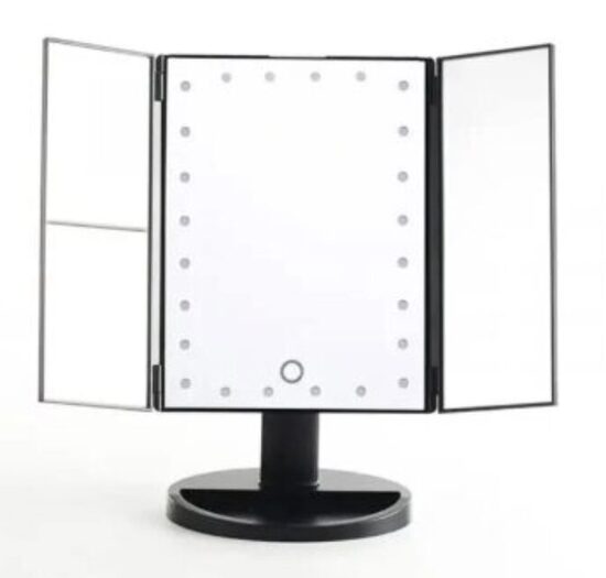 Kosmetinis veidrodis didinantis su LED apšvietimu