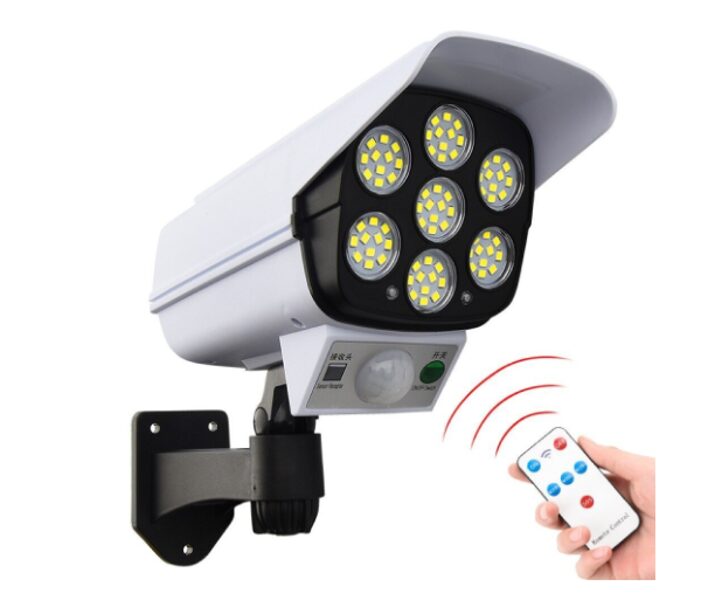 8W 6500K LED šviestuvas-kameros imitacija su saulės baterija ir judesio davikliu su nuotolinio valdymo pulteliu